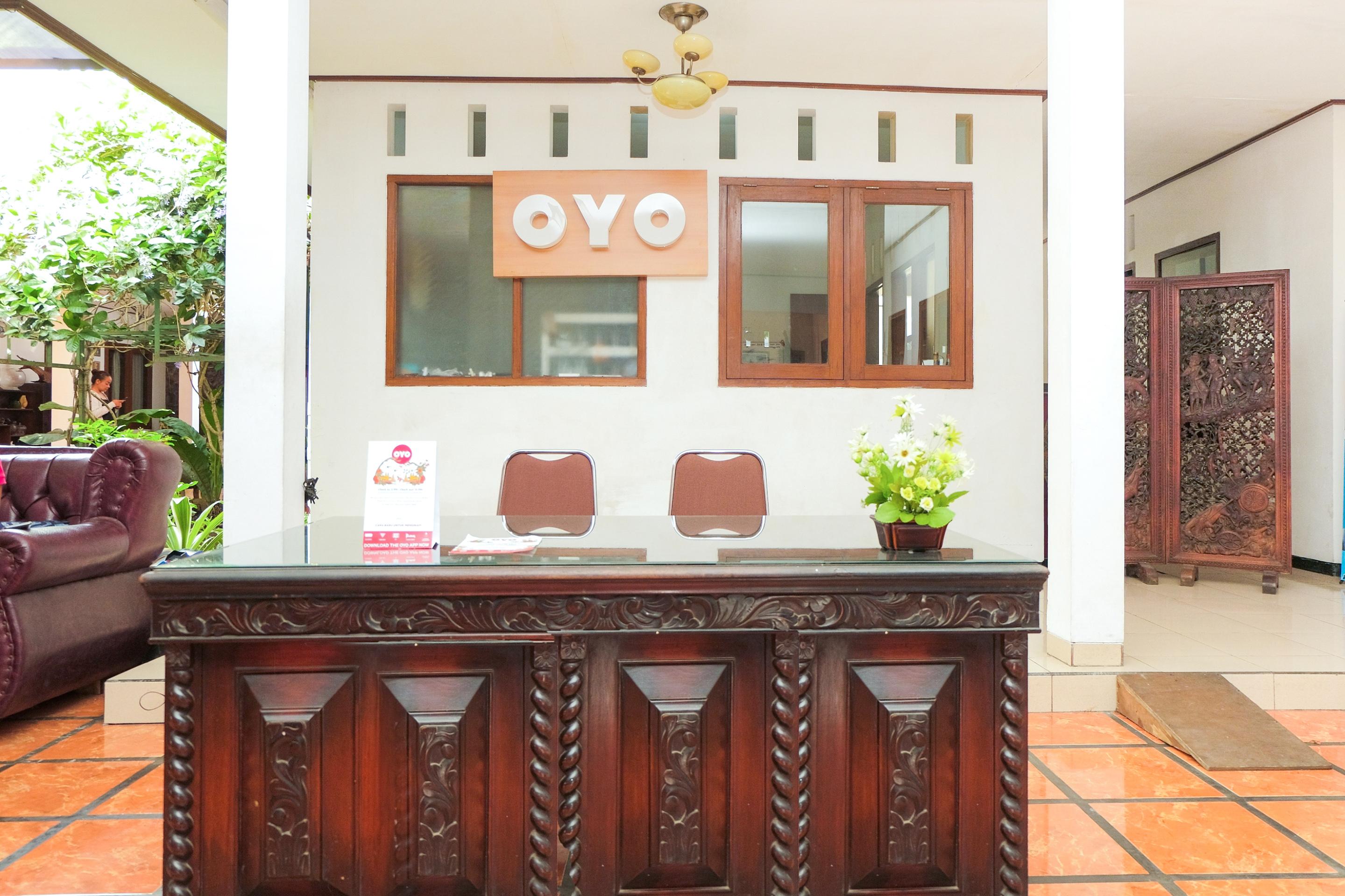 מאלאנג Super Oyo 353 Loesje Guest House Syariah מראה חיצוני תמונה