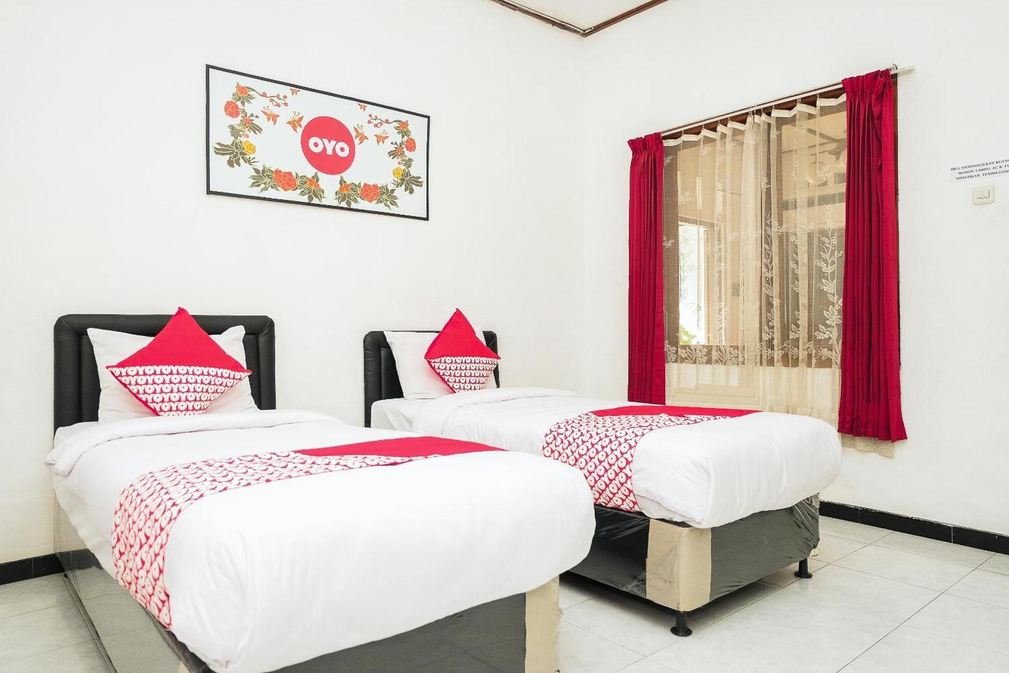מאלאנג Super Oyo 353 Loesje Guest House Syariah מראה חיצוני תמונה